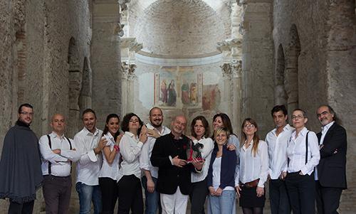 Da San Simone a San Salvatore: due chiese per due spettacoli