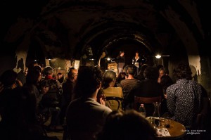 "La recita dell'attore Vecchiatto nel teatro di Rio Saliceto" con Claudio Morganti e Elena Bucci (foto di Ilaria Costanzo)